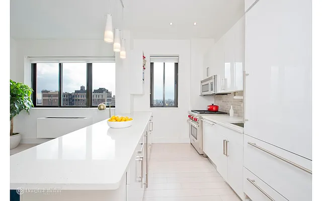 Sold by Douglas Elliman | media 23