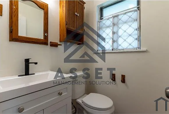 2604 SW 65th St — Photo 7