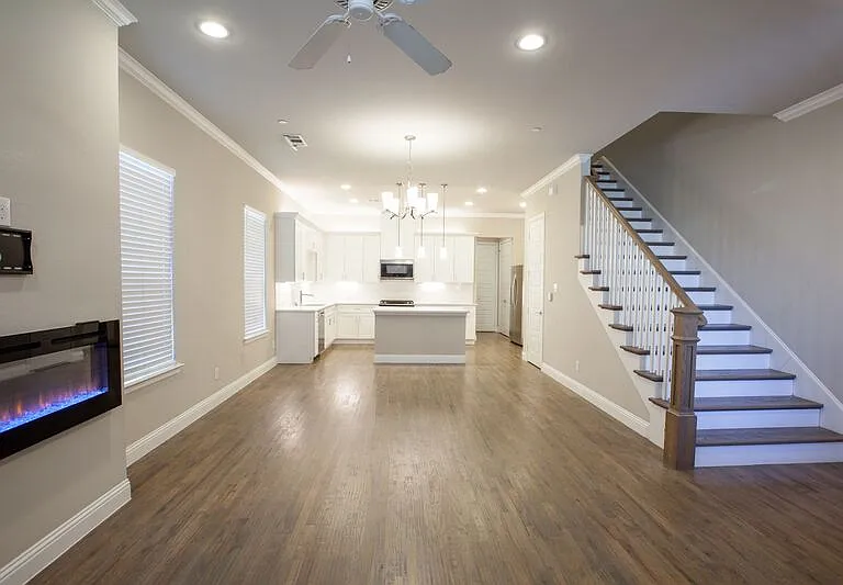 8586 Church St — Photo 33