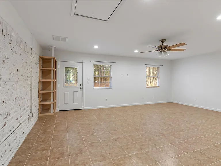 22595 Pineridge Dr — Photo 15