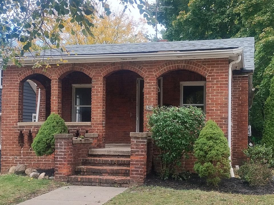 1st image of 1425 Rockefeller Rd