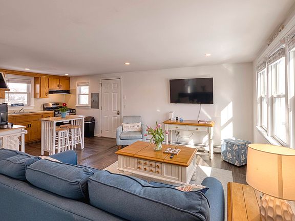 5th image of 205 Lower County Road UNIT 8