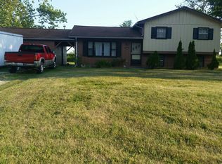 1701 Dirado Ln, Hamilton, IL 62341