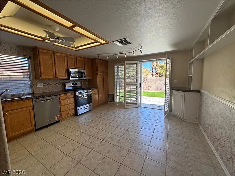4478 Ruenda Ct — Photo 9