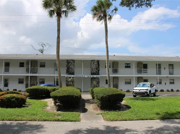 3900 Roxane Blvd APT 10B, Sarasota, FL 34235
