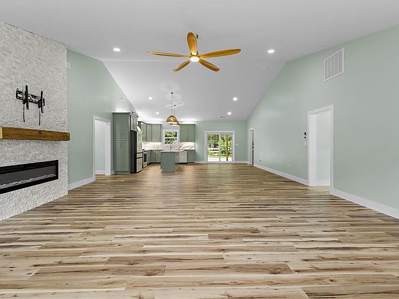 4th image of 4 Ac Wakefield Rd