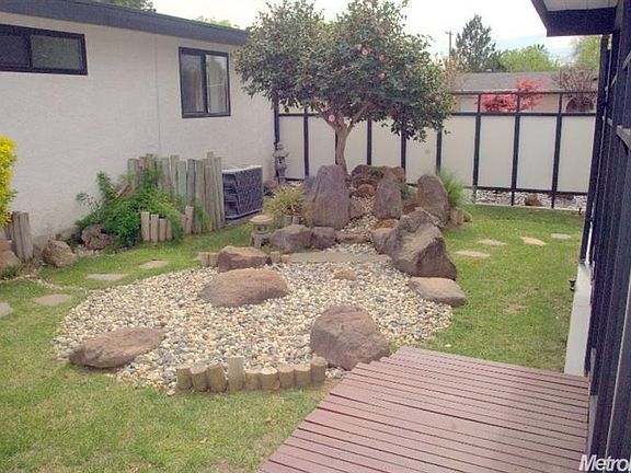 3rd image of 4405 Laurelwood Way
