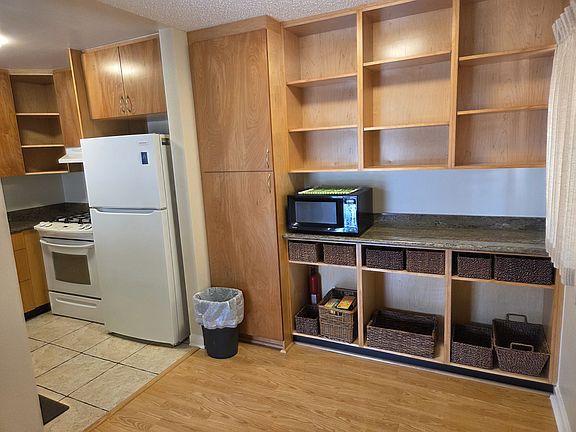 3rd image of 91-1072 Makaaloa St #17-C