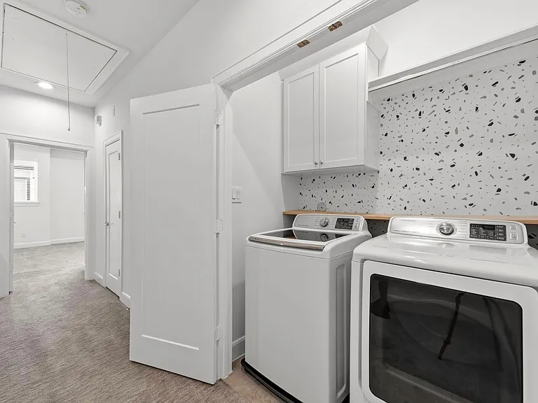 1047 Timbergrove Yards Ln — Photo 34