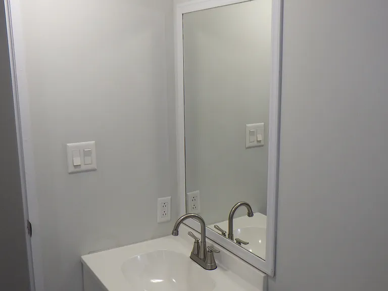 407 Martin Ct — Photo 8