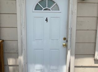 1332 Maple Ave SW APT 4, Roanoke, VA 24016