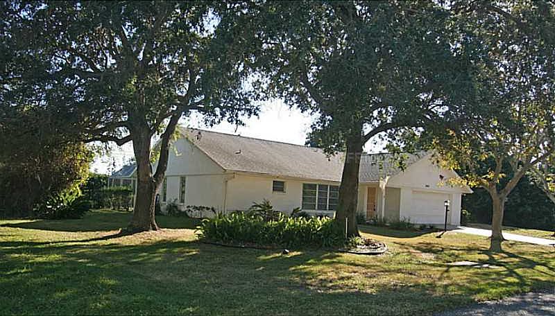 1st image of 1147 Poinciana Rd