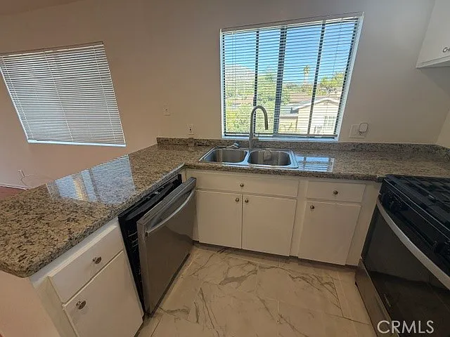 3 bed, 1200 sqft, $3,100 — Photo 4