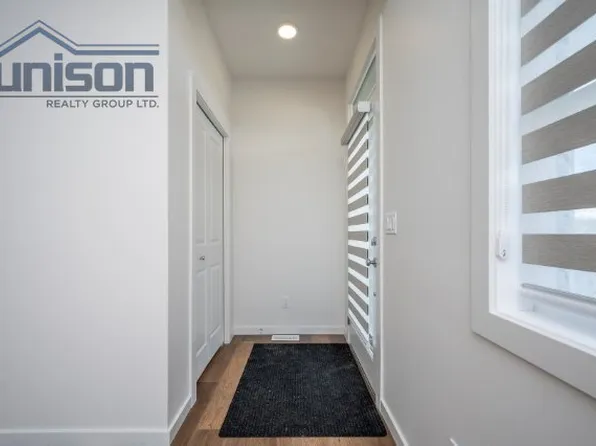 585 Savanna Dr NE, Calgary, AB T3J 5P8