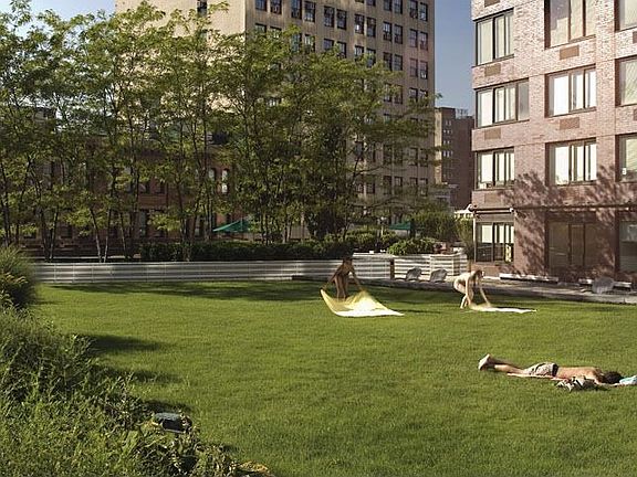 5th image of 1 Union Sq S Penthouse 2J