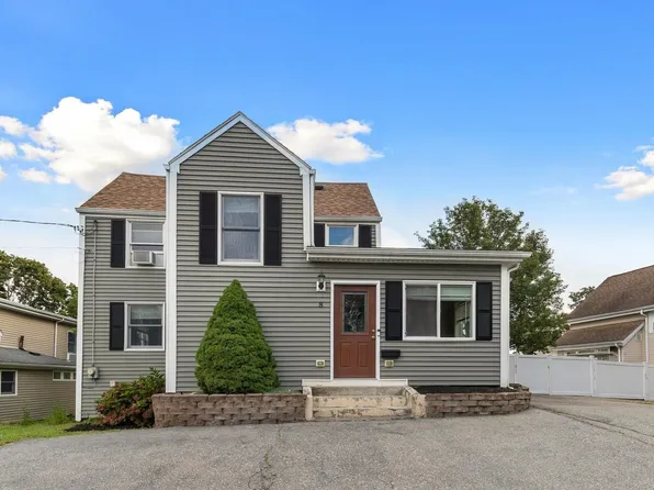 8 Herbert St, Wakefield, MA 01880