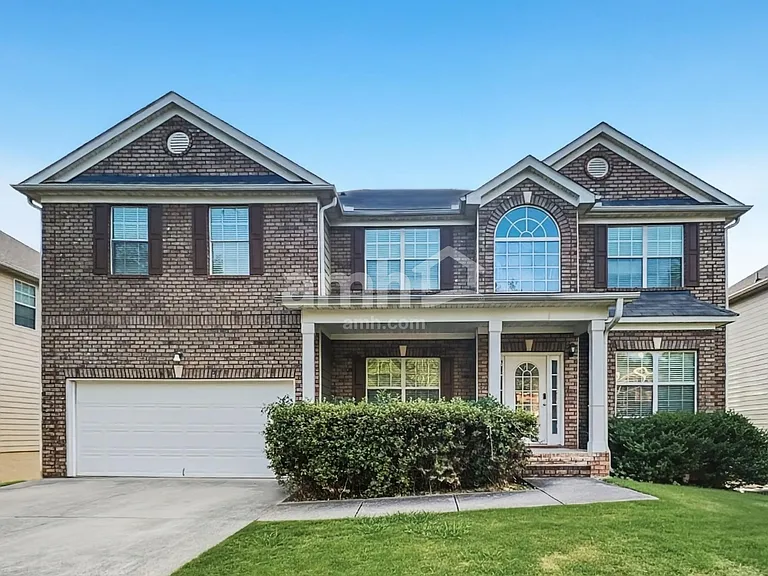 4975 Hopewell Manor Dr — Photo 1