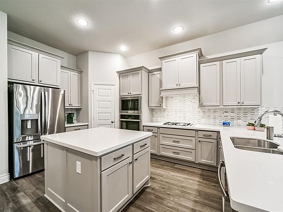 4th image of 29135 Parker Heights Lane