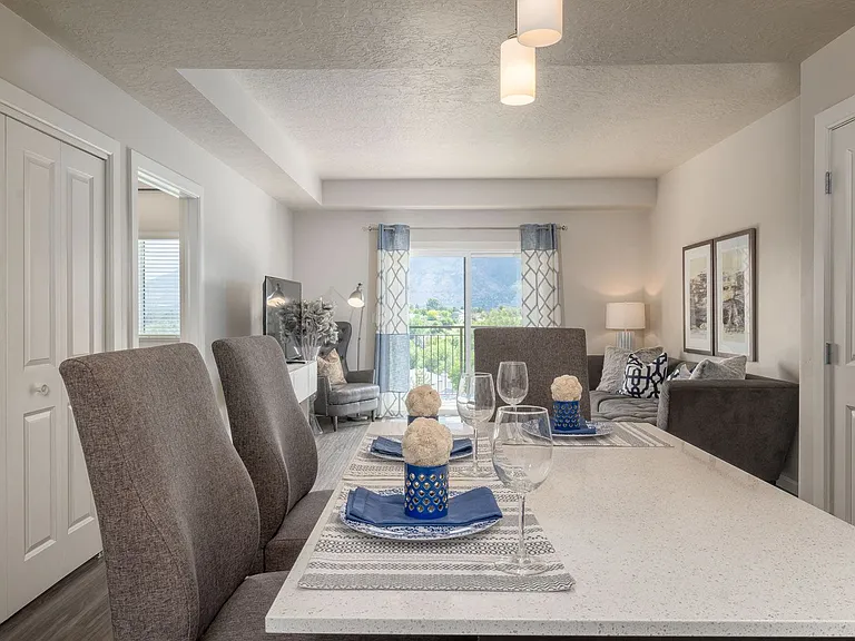 The Ridge Apartments — Photo 15