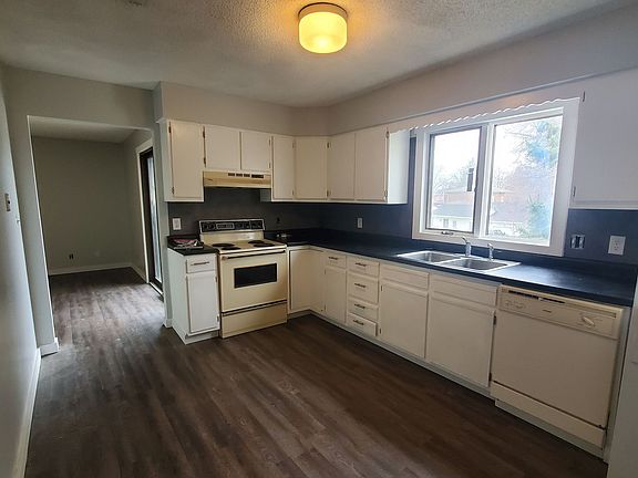 2nd image of 540 N 4th St APT 5