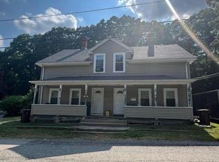 462 3rd Ave, Woonsocket, RI 02895