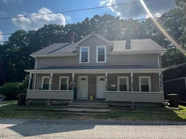 462 3rd Ave, Woonsocket, RI 02895