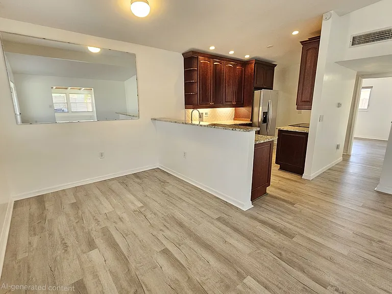 341 Bayshore Dr — Photo 12