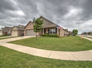 13326 S 20th Pl, Bixby, OK 74008