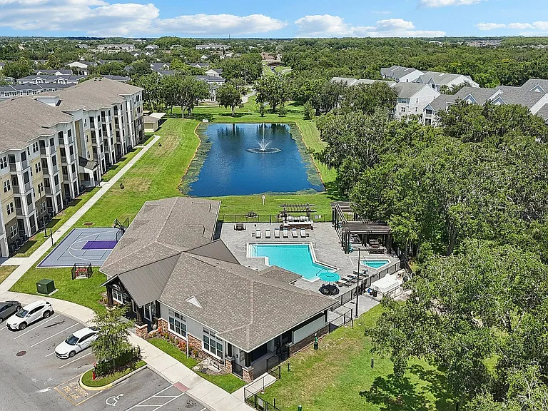 22-web-or-mls-Blue Hesper Dr-2606-922