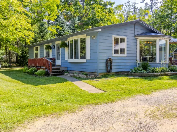 5083 Seneca Trl, Gaylord, MI 49735