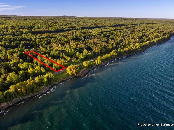 5247 North Shore Dr, Duluth, MN 55804