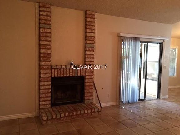 3rd image of 6425 Pleasant Grove Ct