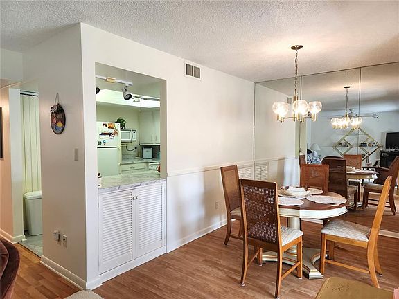 5th image of 654 Midway Dr #A