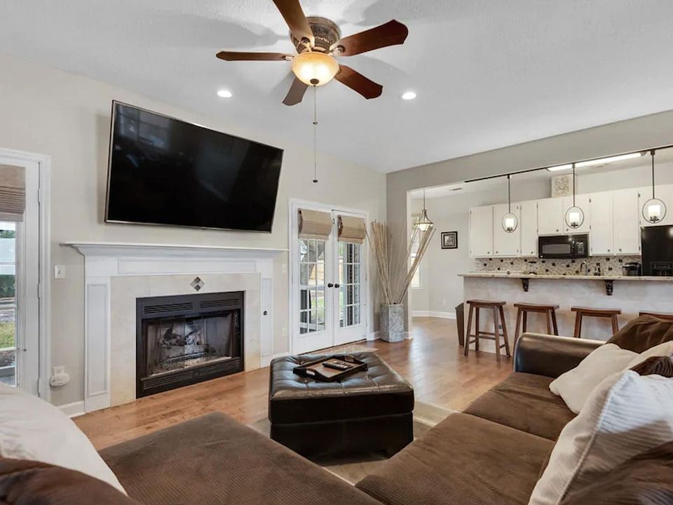 1st image of 281 Stahlman Ave