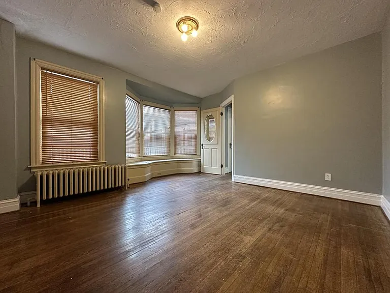 809 Chestnut St — Photo 3