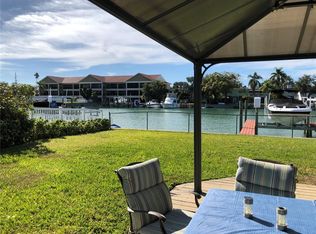 12200 4th St E, Treasure Island, FL 33706