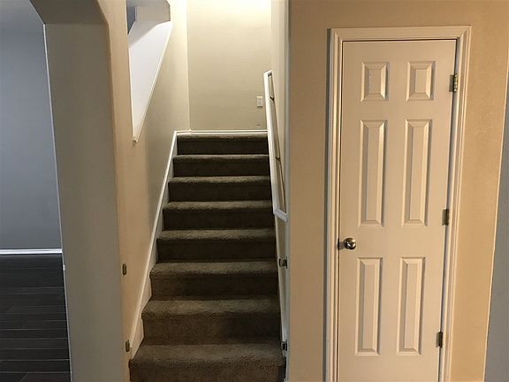 4th image of 3212 Munoz St