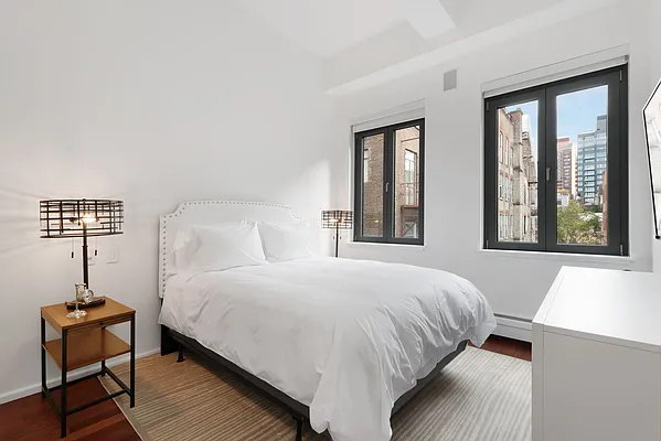 Rented by Compass | media 51