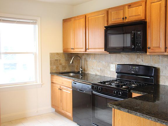 5th image of 4800 9th St N APT 4