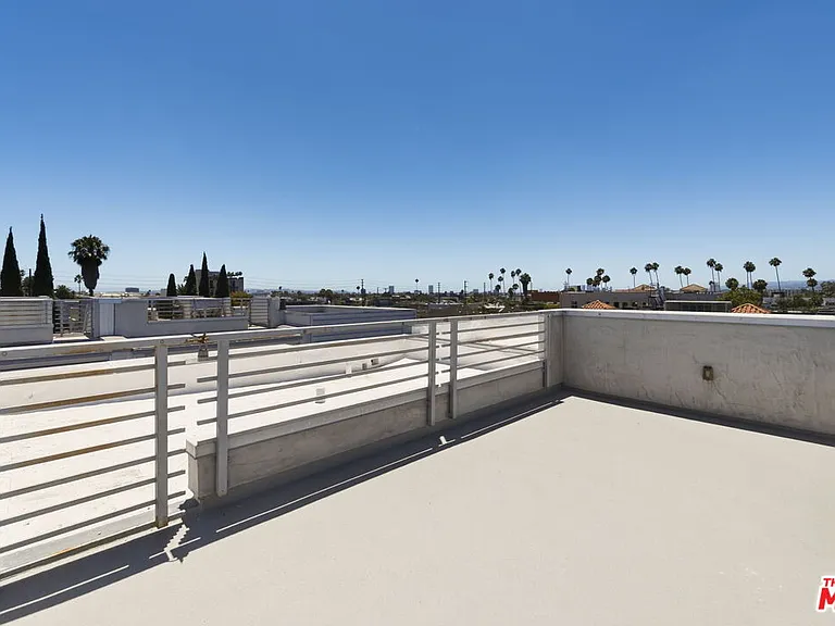 6021 W Beachwood Ln — Photo 26
