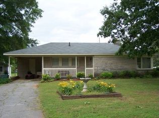 440 2nd St, Russellville, AL 35654