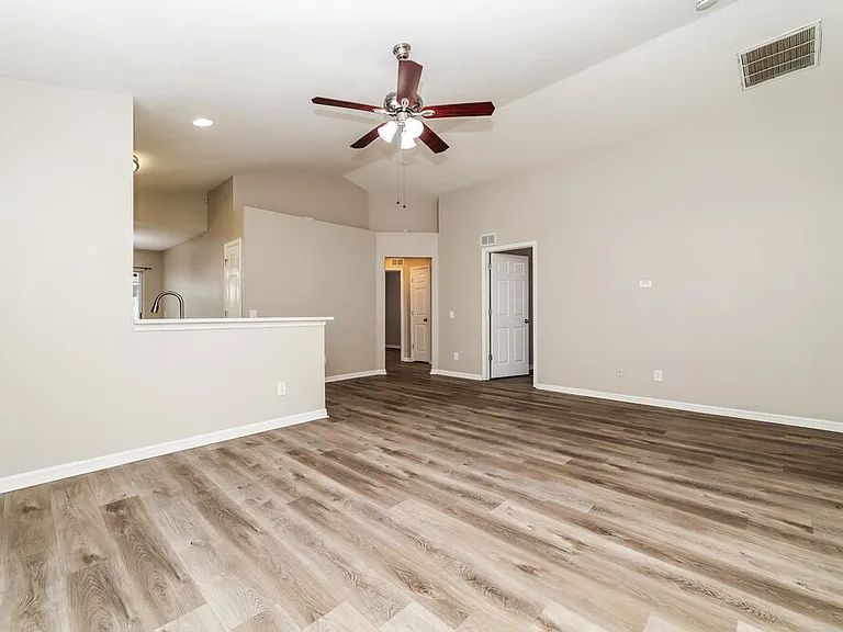 14943 Deer Meadow Dr — Photo 4