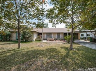 5114 Round Table Dr, San Antonio, TX 78218