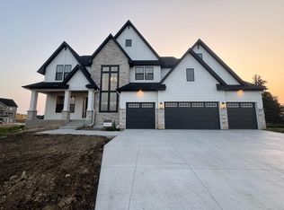 16374 47th Pl N, Plymouth, MN 55340