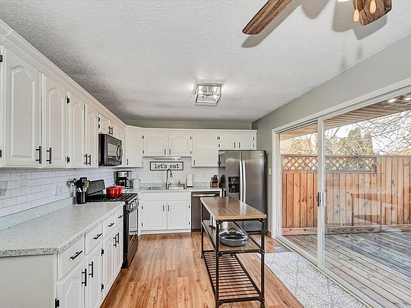 4th image of 13964 W Clifton Ln