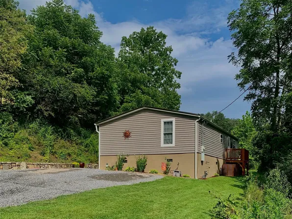 116 Thompson Cove Rd, Clyde, NC 28721