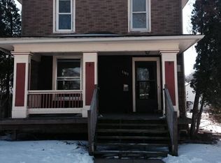 1105 C Ave NW, Cedar Rapids, IA 52405