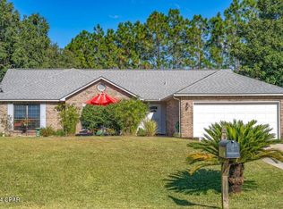 2466 Houston Cir, Gulf Breeze, FL 32563