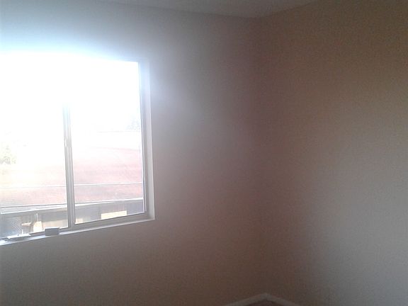 3rd image of 2549 Bradford Sq