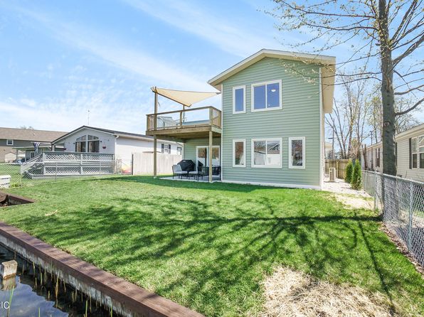 Gun Lake Mi Real Estate 34 Homes For Sale Zillow